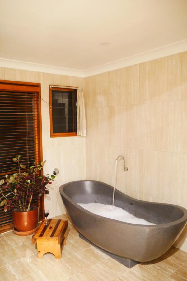 True North - 4Br Home & Garden In Bush Setting With Huge Bath Bilpin Екстер'єр фото